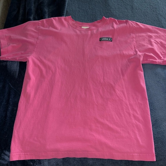 Men’s Adidas GFX WW Tee - Picture 3 of 5